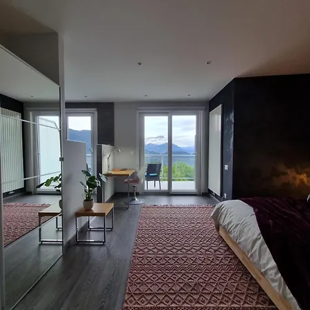 Bed & Breakfast Vermont Hub In Swiss Mountains *