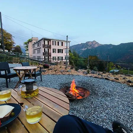 Vermont Hub For Offsites, Retreats & Small Groups Bookings In Alps Oda ve Kahvaltı Leysin