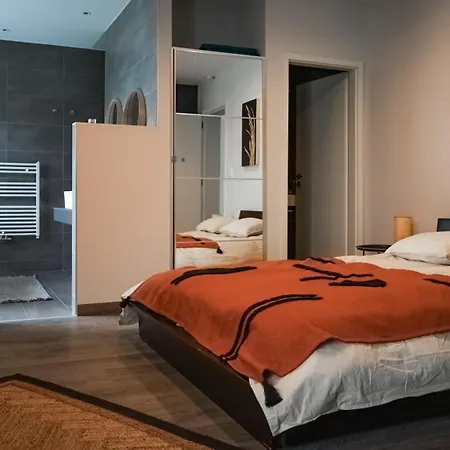 Bed & Breakfast Vermont Hub In Swiss Mountains *