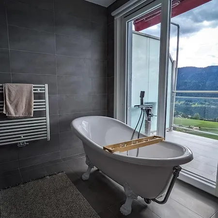 Vermont Hub In Swiss Mountains Bed & Breakfast *