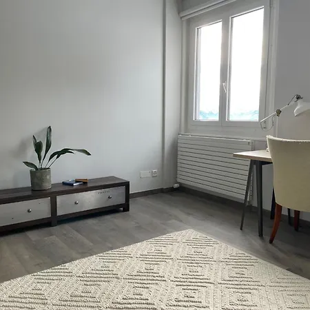 Vermont Hub For Offsites, Retreats & Small Groups Bookings In Alps Oda ve Kahvaltı Leysin