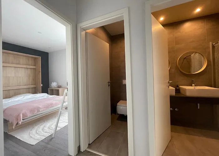 Bed & Breakfast Vermont Hub For Offsites, Retreats & Small Groups Bookings In Alps 3*