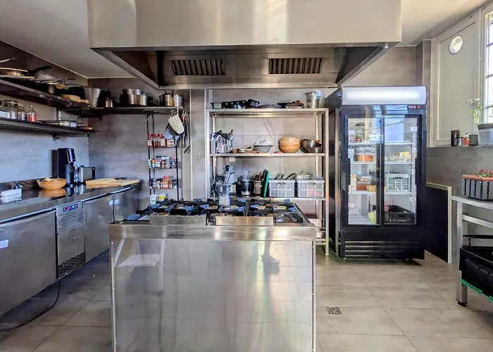 Bed and Breakfast Vermont Hub For Offsites, Retreats & Small Groups Bookings In Alps Leysin