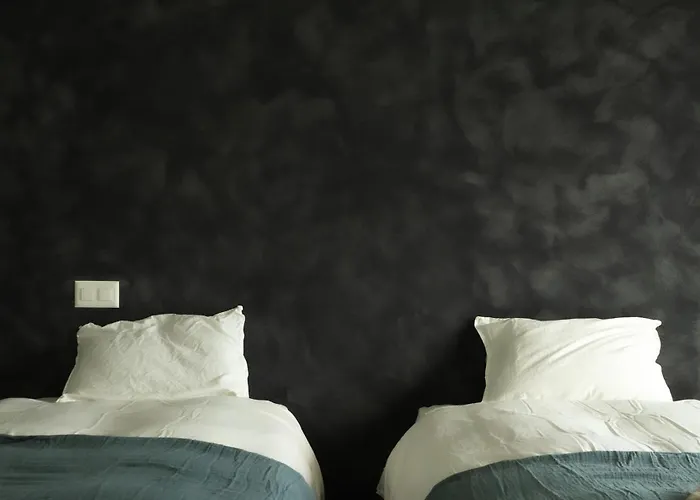 Vermont Hub For Offsites, Retreats & Small Groups Bookings In Alps 3*