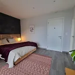Vermont Hub For Offsites, Retreats & Small Groups Bookings In Alps Couette-café